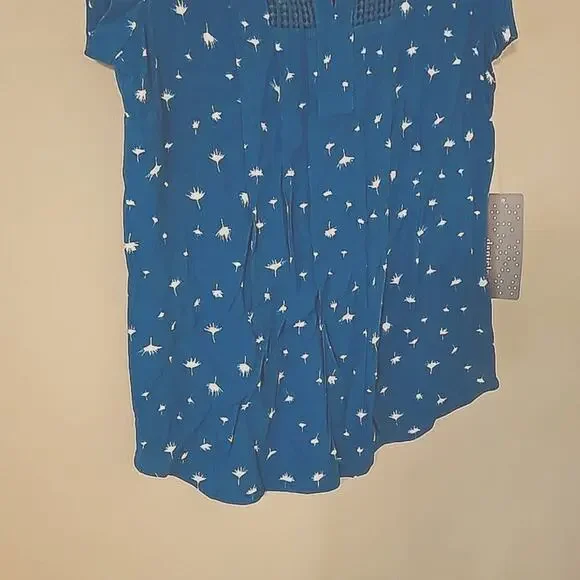 NWT Daniel Rainn Sleeveless Tank Blouse Cutout Detail Sz Petite Small - Picture 4 of 10